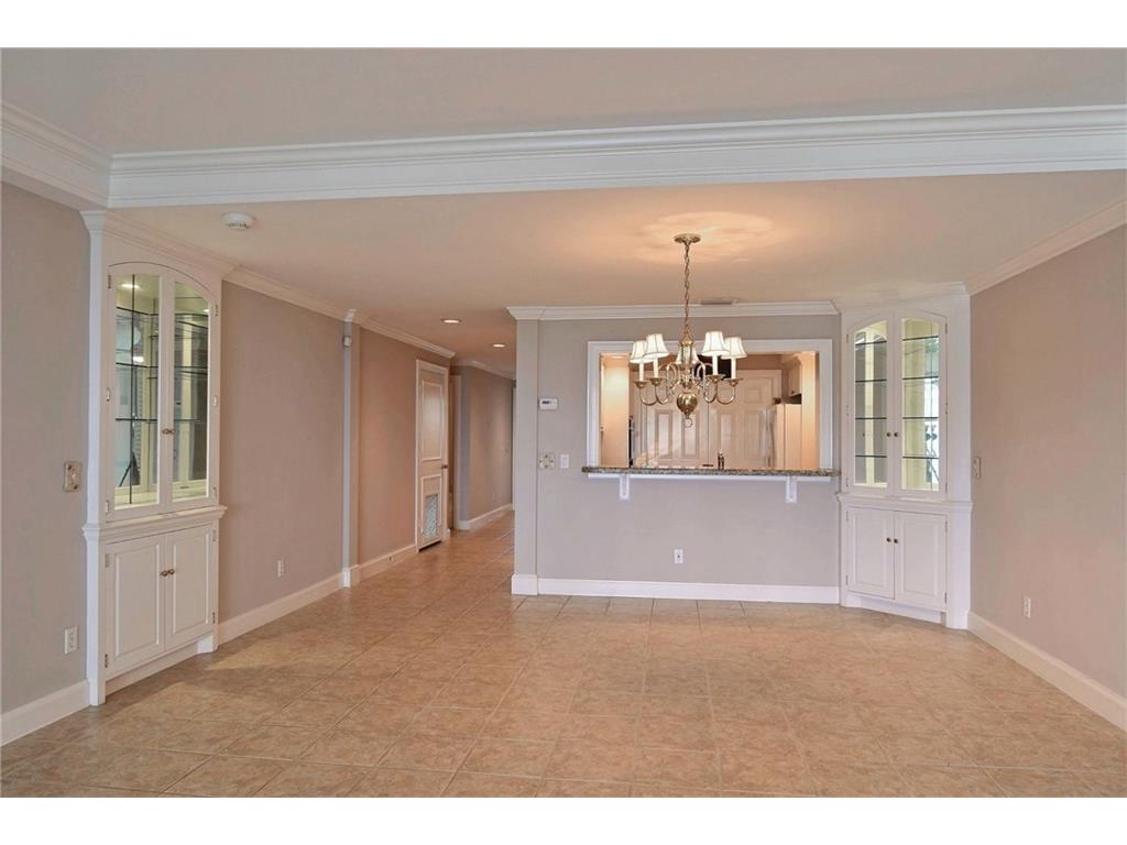 1903 Bay Road, Unit 106 Vero Beach, FL 32963 - Photo 4 of 36