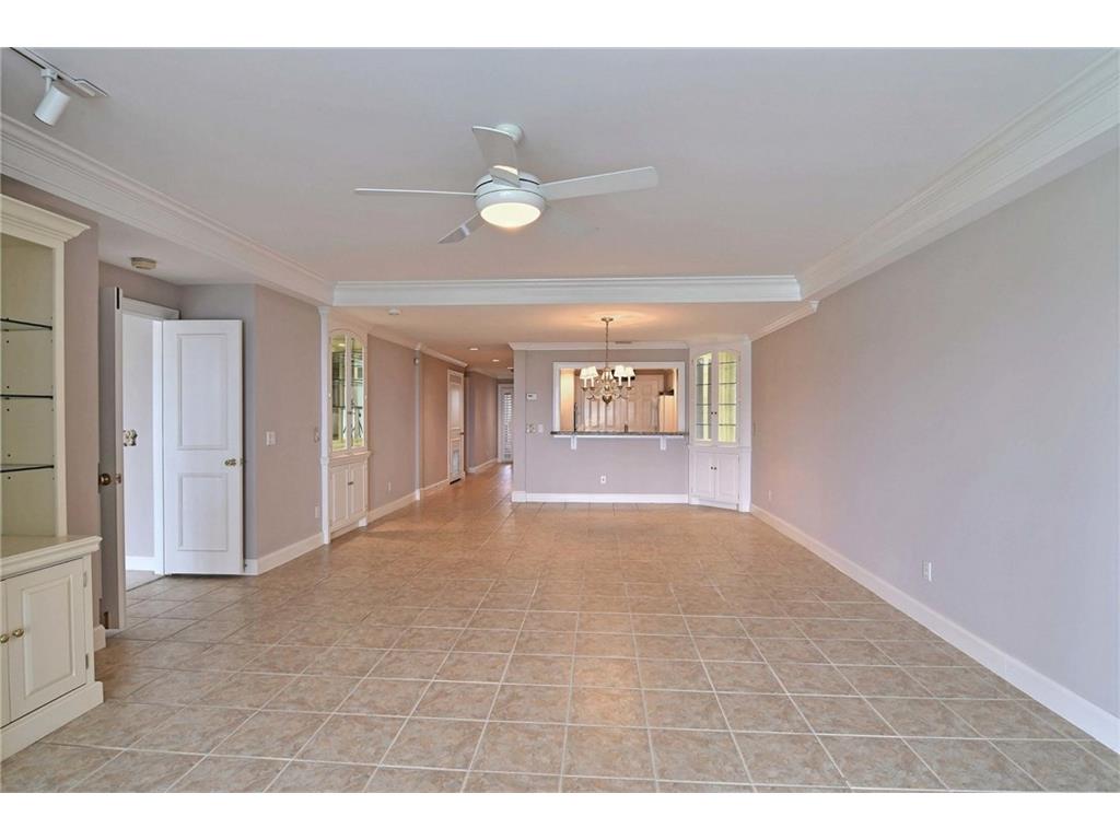 1903 Bay Road, Unit 106 Vero Beach, FL 32963 - Photo 5 of 36