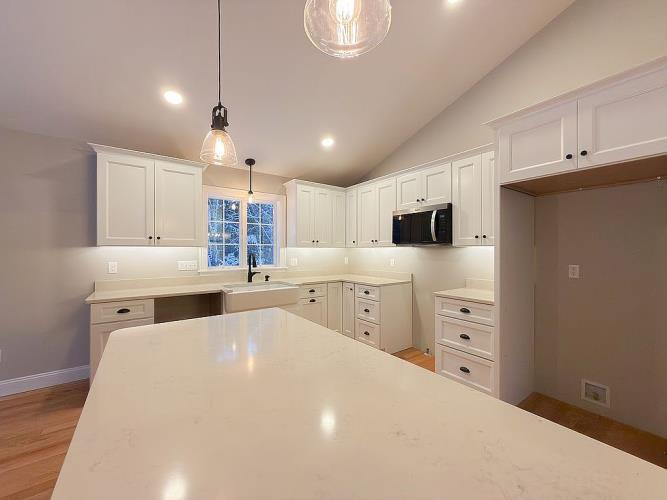 70 S Road Ellington, CT 06029 - Photo 3 of 25