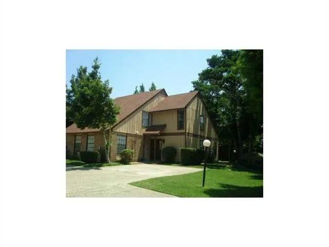 $1,700 | 616 Vintage Drive, Kenner, LA 70065