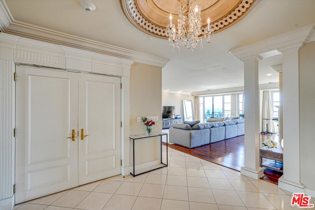 10580 Wilshire Boulevard, Unit 8SW Los Angeles, CA 90024 - Photo 5 of 38