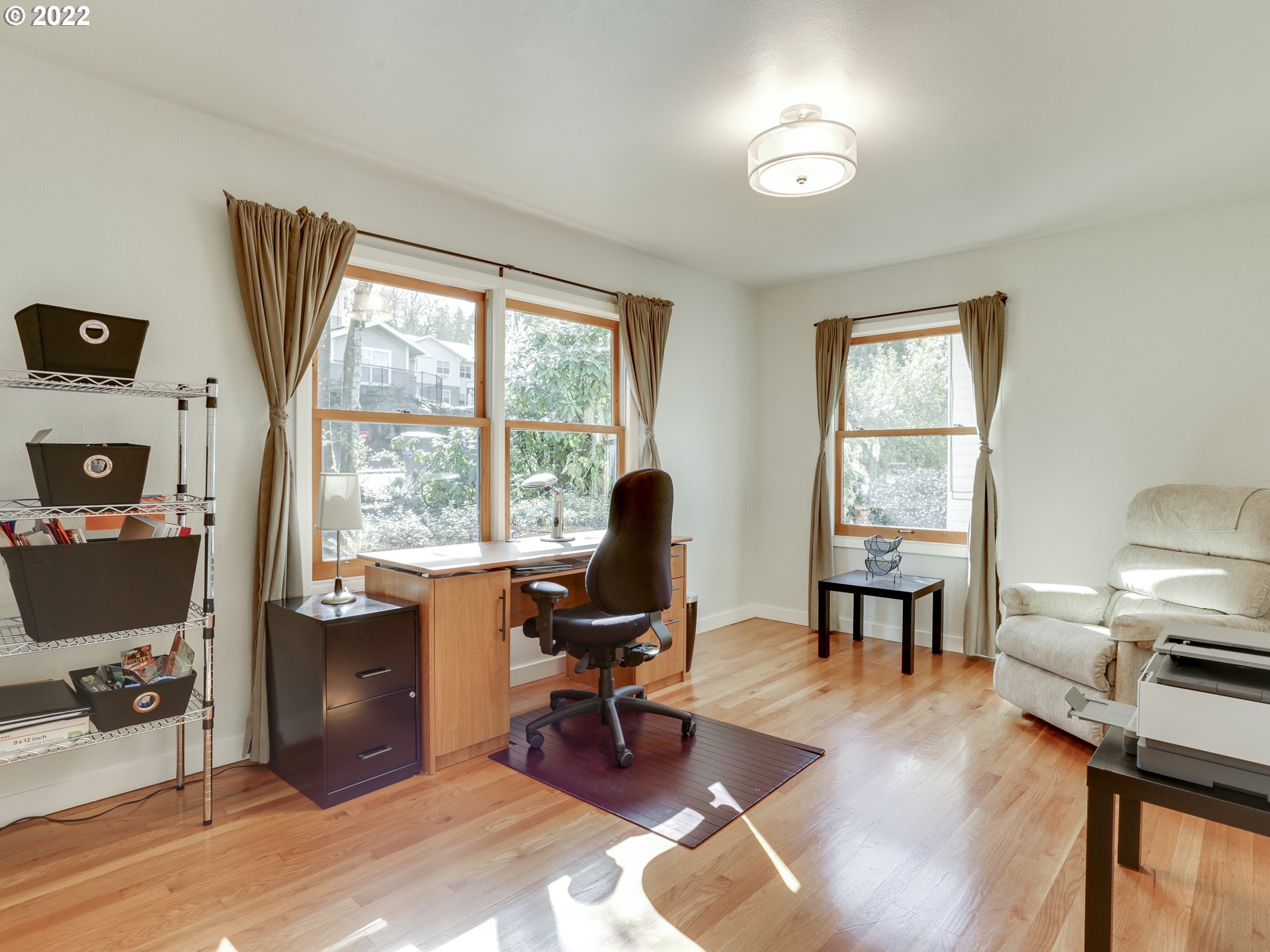 11531 Southwest Lesser Road Portland, OR 97219 - Photo 11 of 32 Gallery Image 11