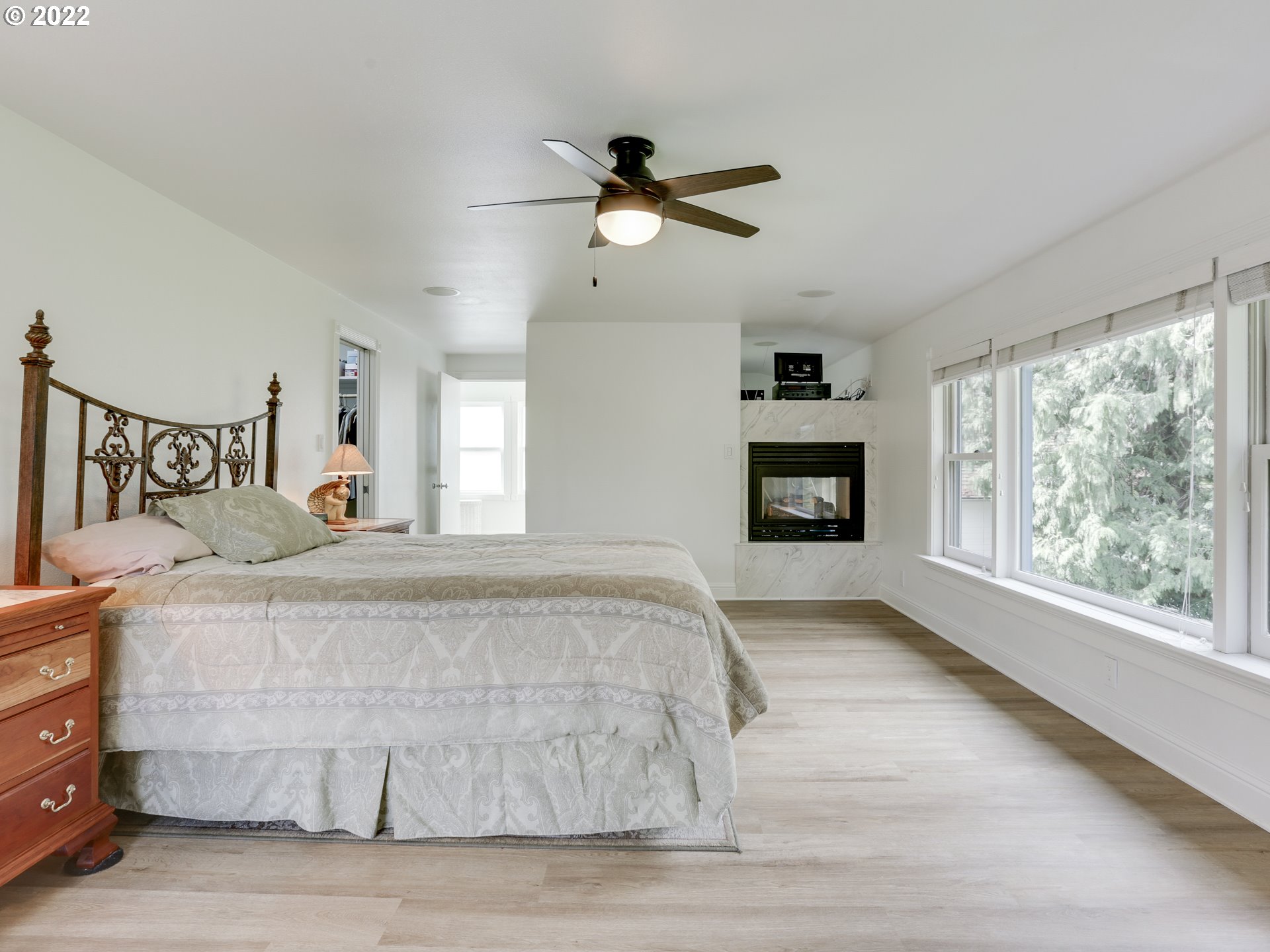 11531 Southwest Lesser Road Portland, OR 97219 - Photo 13 of 32 Gallery Image 13