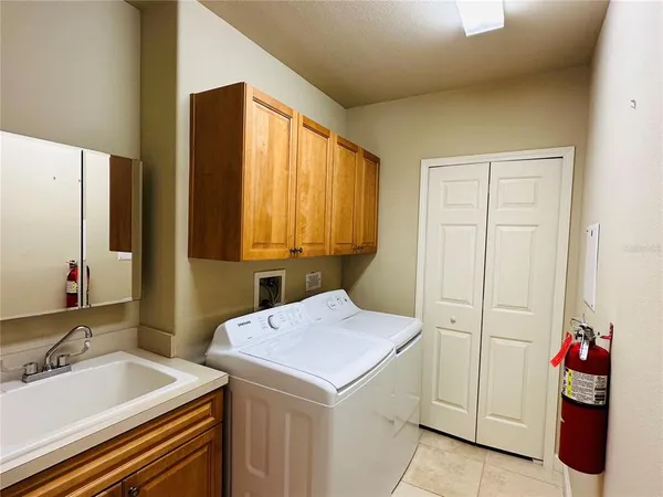 $3,350 | 8743 The Esplanade, Unit 9, Orlando, FL 32836