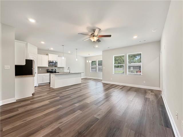 17149 Cherokee Trace Tickfaw, LA 70466 - Photo 2 of 13