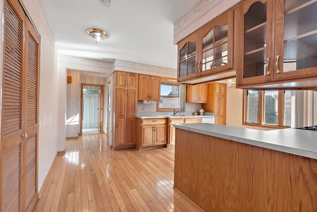 $315,000 | 11015 South Natchez Avenue, Worth, IL 60482