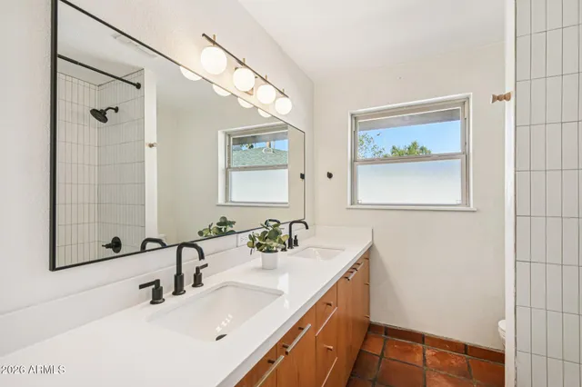 $695,000 | 2007 South El Camino Drive, Tempe, AZ 85282