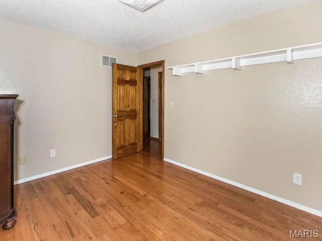 $310,000 | 961 Weathervane Lane, Troy, IL 62294