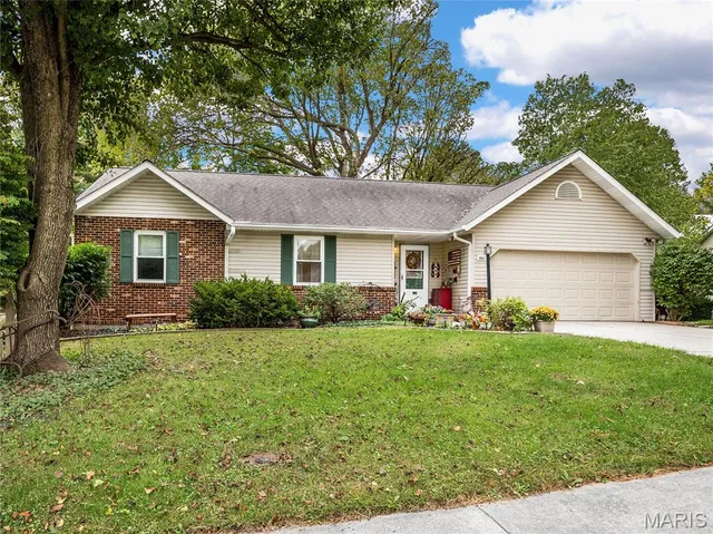 $310,000 | 961 Weathervane Lane, Troy, IL 62294