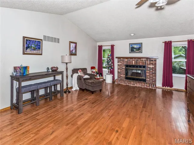 $310,000 | 961 Weathervane Lane, Troy, IL 62294