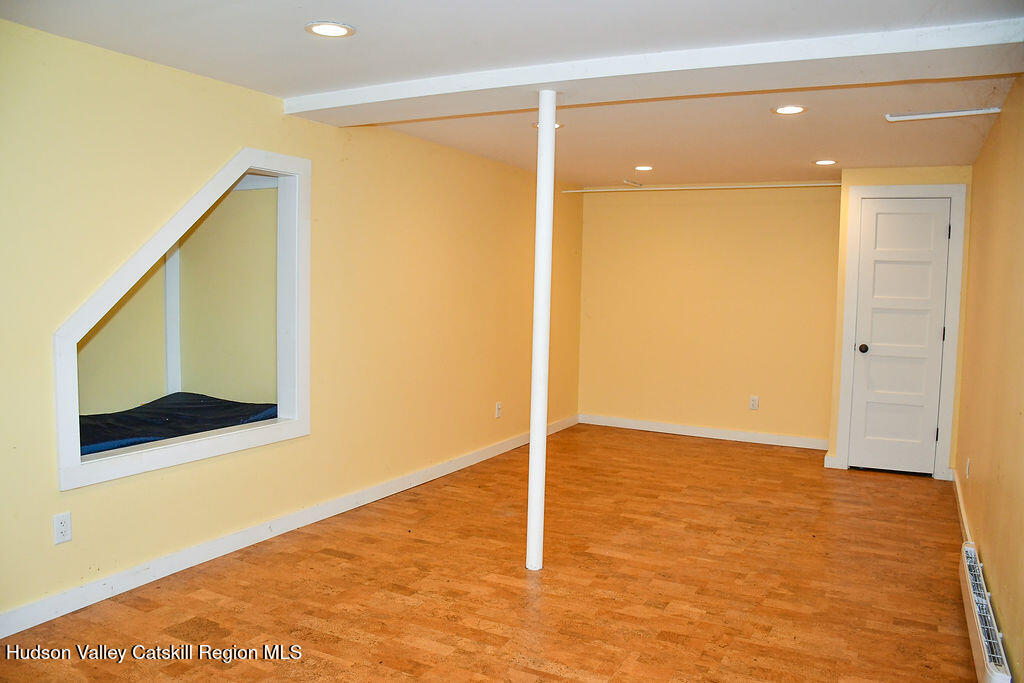 49 MacIntosh Drive Hudson, NY 12534 - Photo 31 of 39