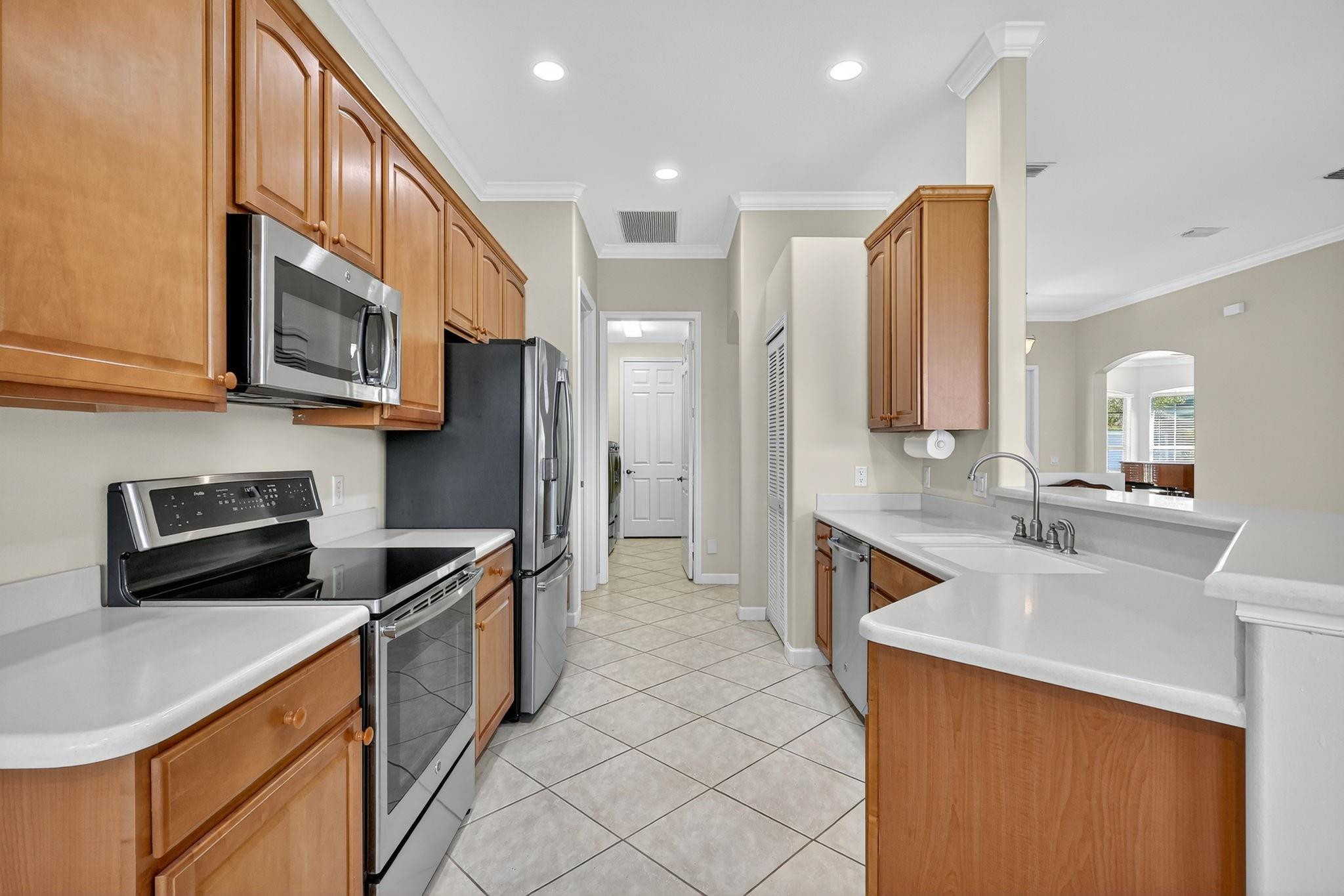 5250 East 1st Square Southwest Vero Beach, FL 32968 - Photo 12 of 41 Photo 12