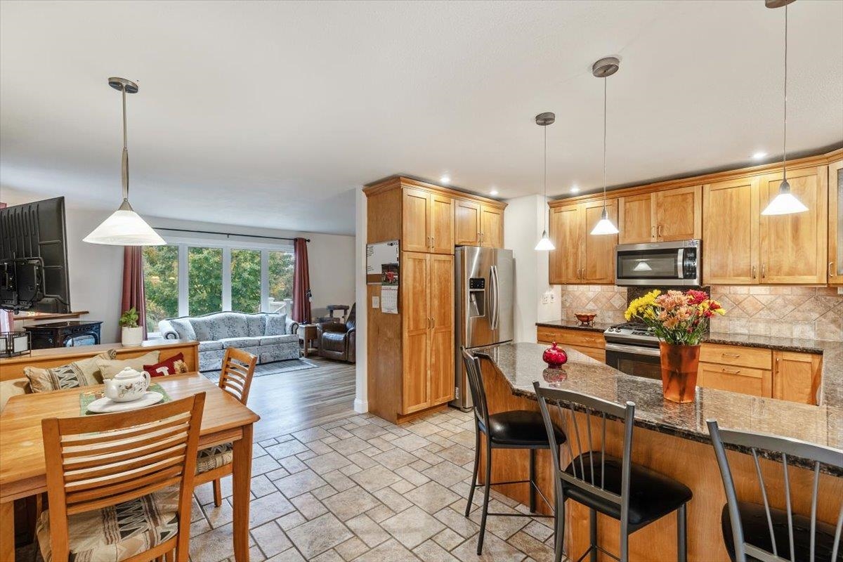 336 Highway 105 Sheldon, VT 05483 - Photo 11 of 59