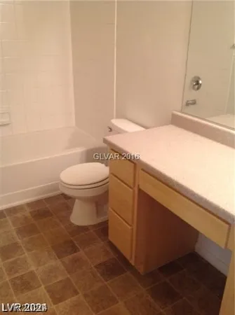 $1,250 | 6955 North Durango Drive, Unit 2084, Las Vegas, NV 89149