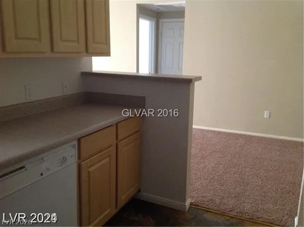 $1,250 | 6955 North Durango Drive, Unit 2084, Las Vegas, NV 89149