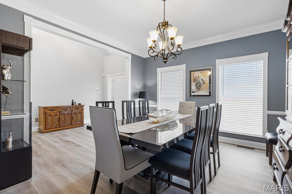 697 Grand View Ridge Court Eureka, MO 63025 - Photo 12 of 86