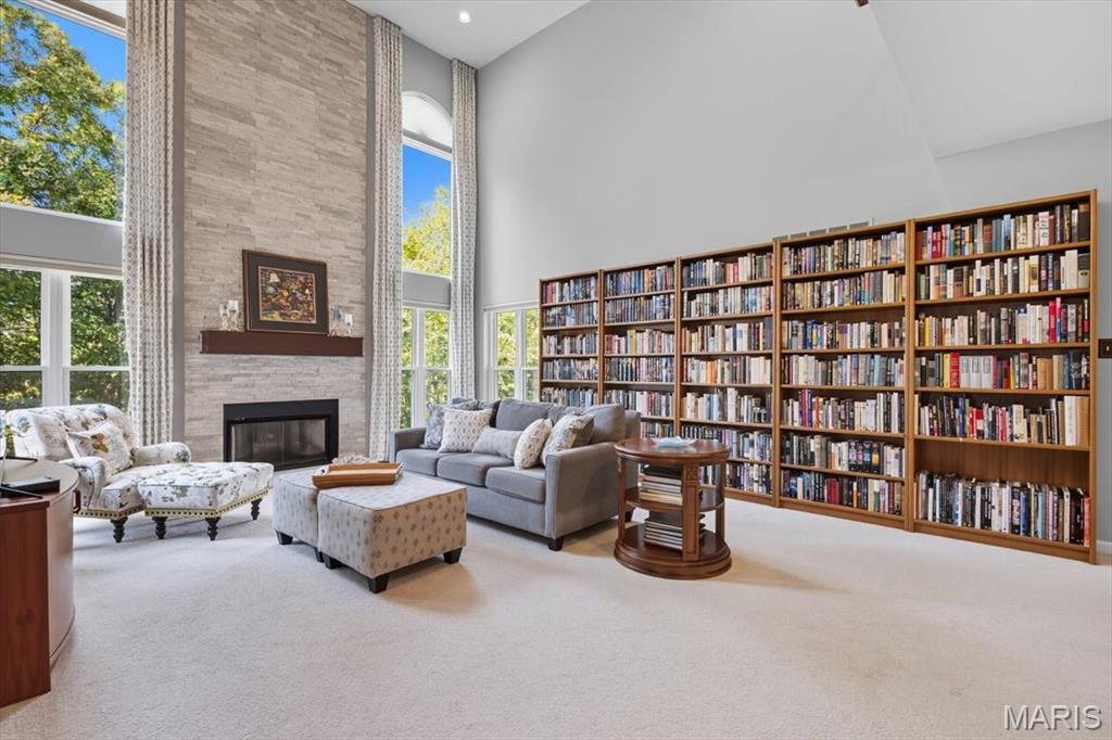 697 Grand View Ridge Court Eureka, MO 63025 - Photo 13 of 86