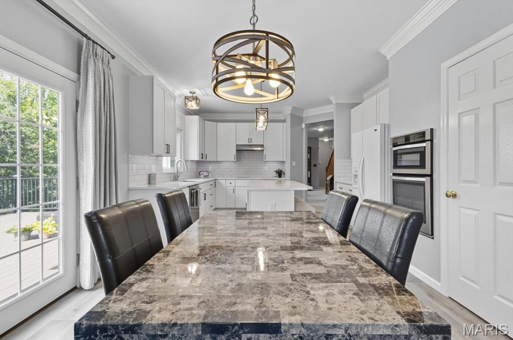 697 Grand View Ridge Court Eureka, MO 63025 - Photo 27 of 86