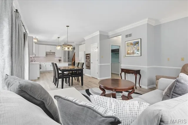 $610,000 | 697 Grand View Ridge Court, Eureka, MO 63025