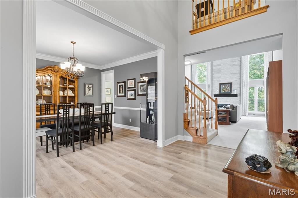 697 Grand View Ridge Court Eureka, MO 63025 - Photo 6 of 86