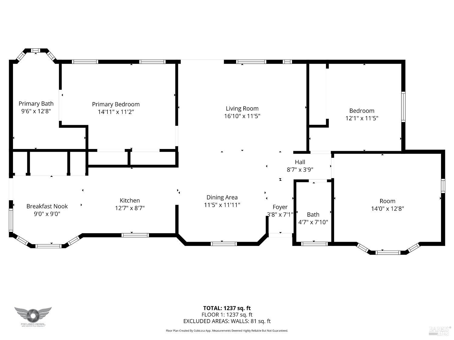 27770 Asti Road Cloverdale, CA 95425 - Photo 35 of 35 a picture of a book and a bed