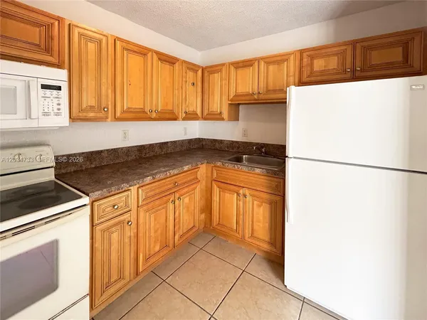 $1,950 | 8287 Northeast Miami Court, Unit 102, Miami, FL 33138