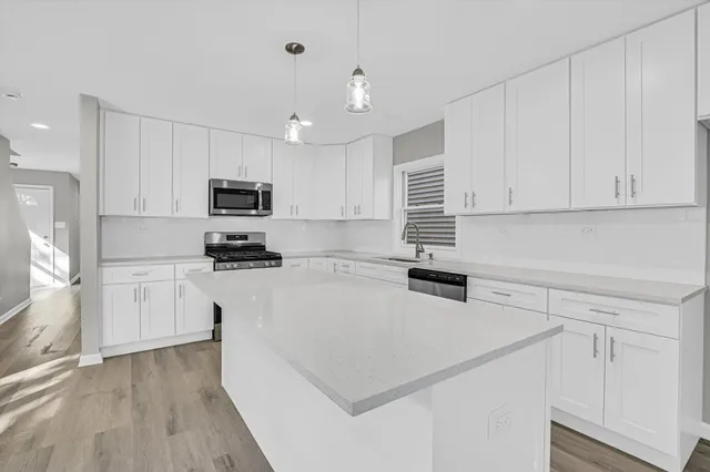 $280,000 | 7117 South University Avenue, Chicago, IL 60619