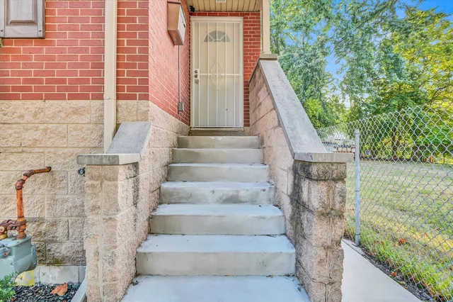 $280,000 | 7117 South University Avenue, Chicago, IL 60619