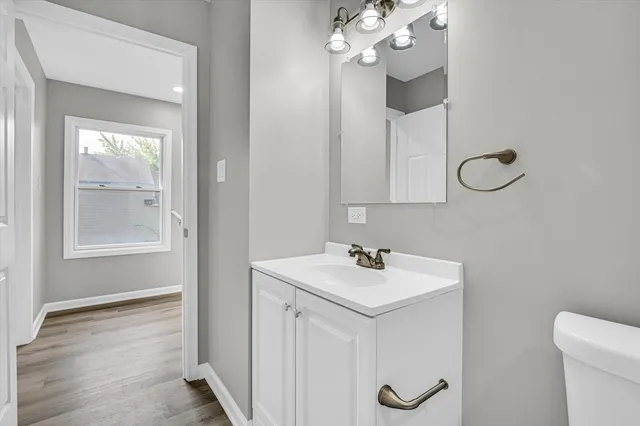 $280,000 | 7117 South University Avenue, Chicago, IL 60619