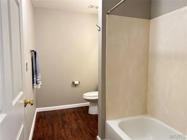 $1,850 | 3605 Tracey Rich Rd Street, Unit 3D, St. Louis, MO 63125