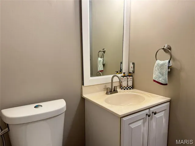 $1,850 | 3605 Tracey Rich Rd Street, Unit 3D, St. Louis, MO 63125