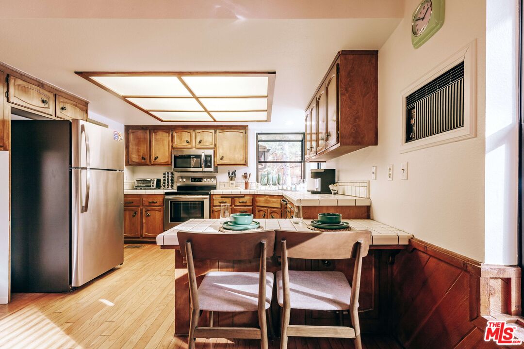 54165 Linger Lane Idyllwild, CA 92549 - Photo 16 of 48 Gallery Image 16