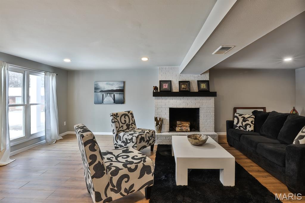 3200 Crosswinds Court High Ridge, MO 63049 - Photo 2 of 34