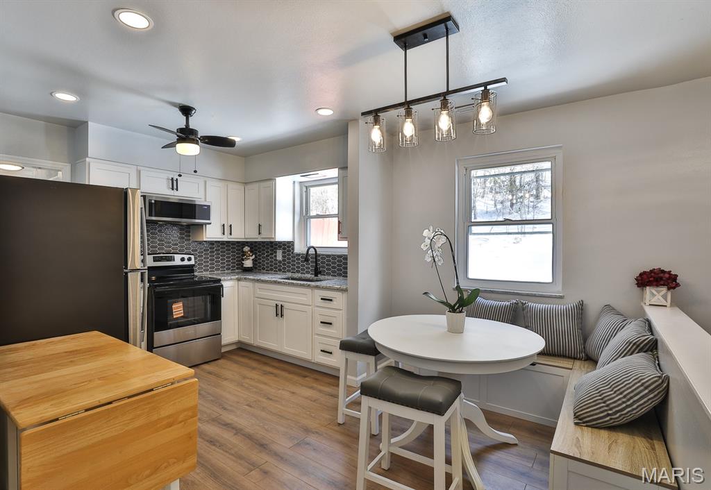 3200 Crosswinds Court High Ridge, MO 63049 - Photo 3 of 34