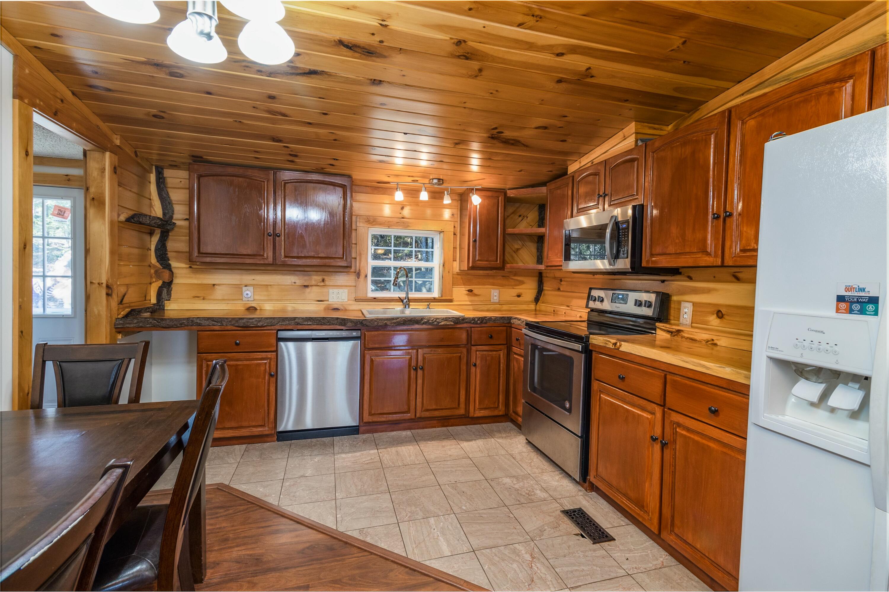 103 Sebasco Road Phippsburg, ME 04562 - Photo 10 of 37 tempImagehcbPUi