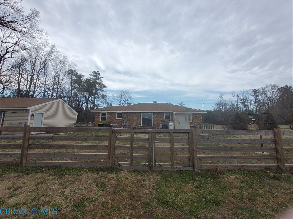 5801 West Quaker Road Disputanta, VA 23842 - Photo 37 of 40