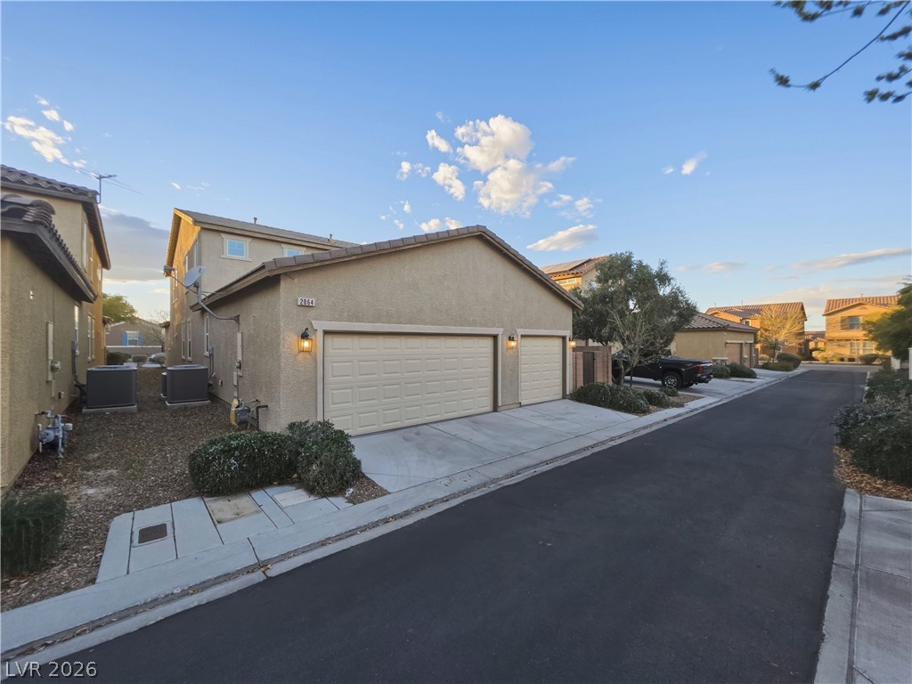 2064 Thames View Street Henderson, NV 89044 - Photo 13 of 50