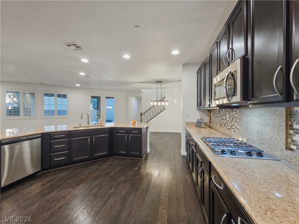 2064 Thames View Street Henderson, NV 89044 - Photo 8 of 50