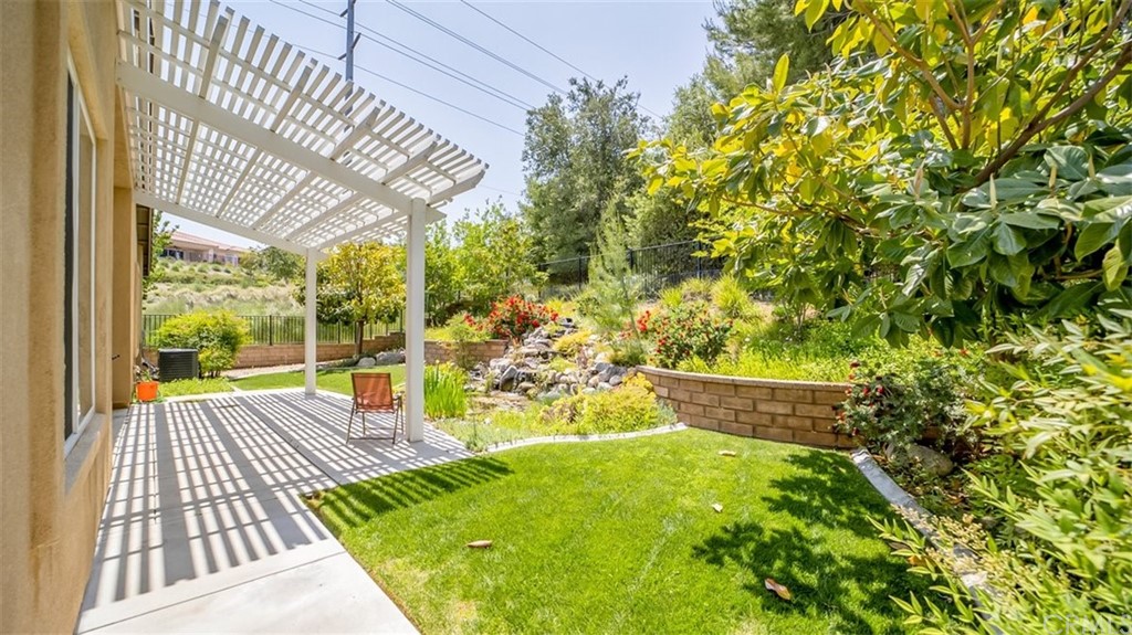 295 Chimney Rock Beaumont, CA 92223 - Photo 12 of 59