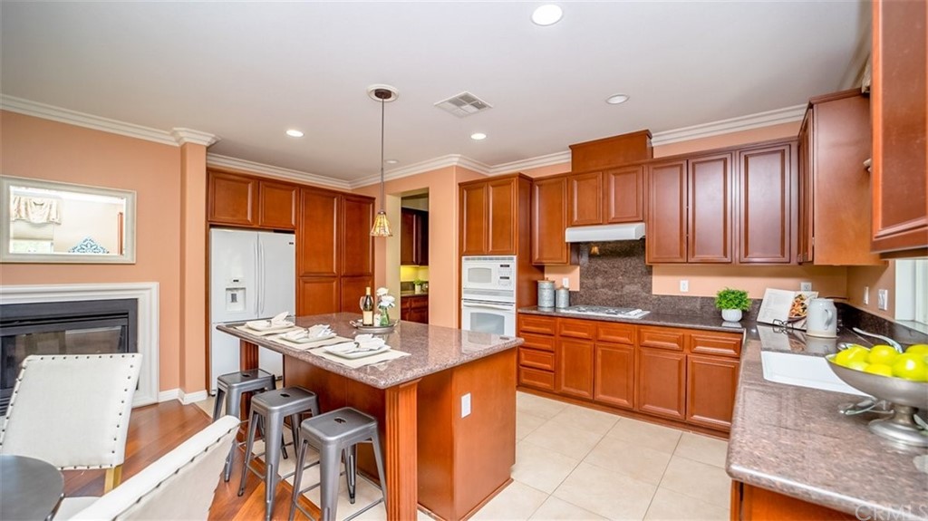 295 Chimney Rock Beaumont, CA 92223 - Photo 21 of 59