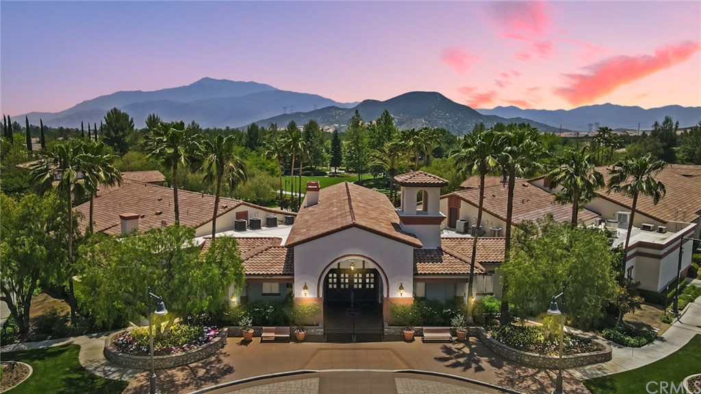 295 Chimney Rock Beaumont, CA 92223 - Photo 4 of 59