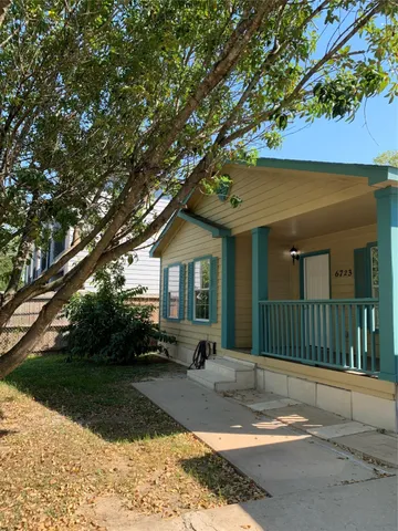 a view of a house with a patio