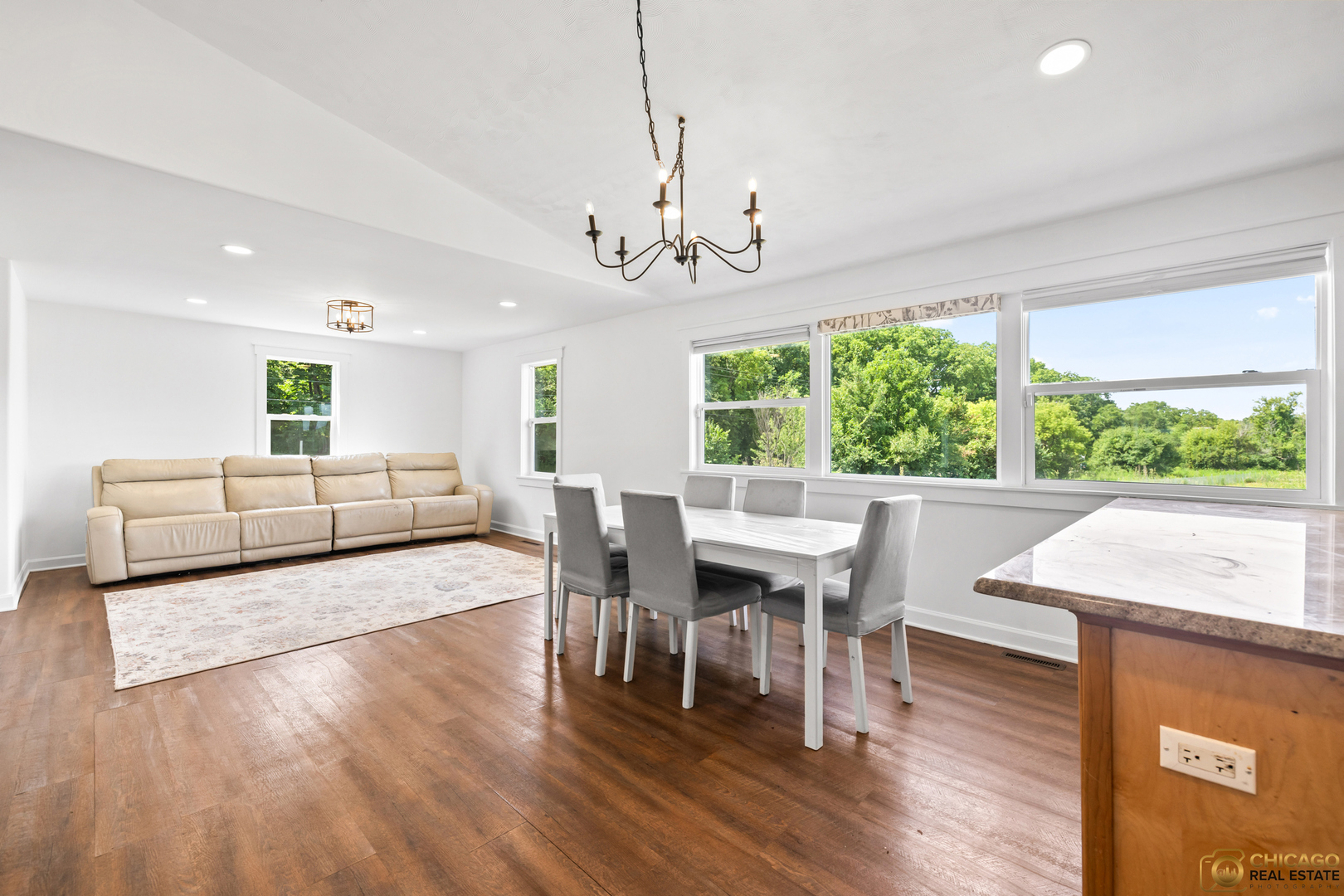 316 Old Sutton Road Barrington, IL 60010 - Photo 12 of 25