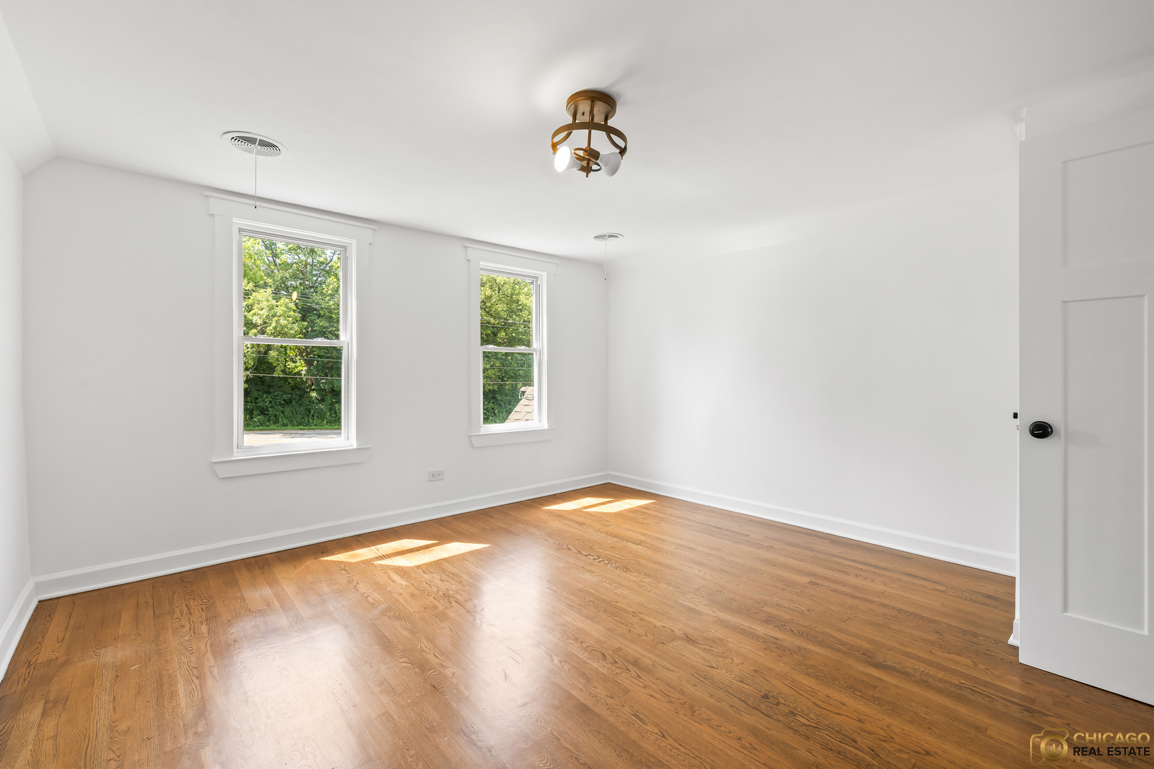 316 Old Sutton Road Barrington, IL 60010 - Photo 15 of 25