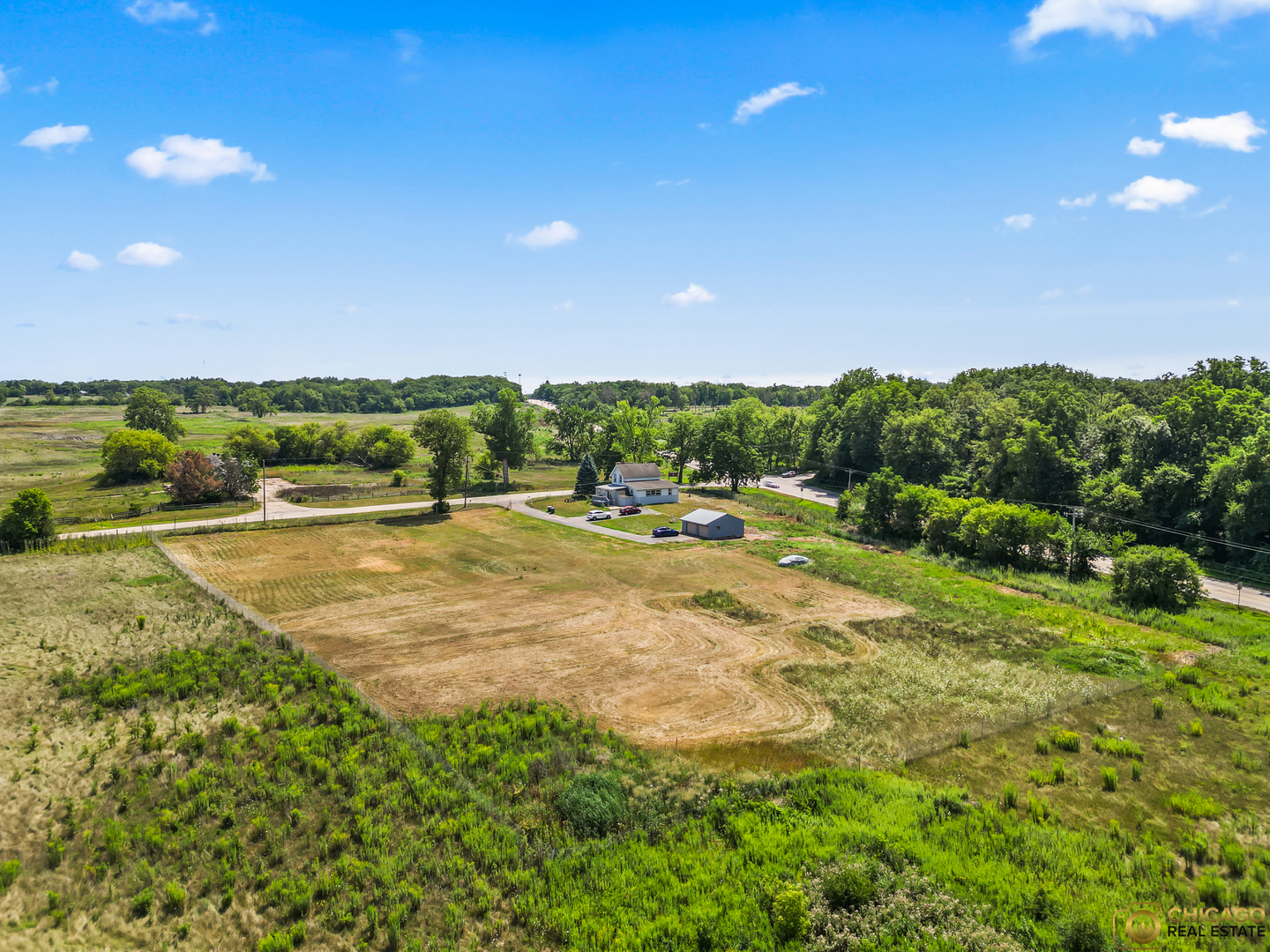316 Old Sutton Road Barrington, IL 60010 - Photo 2 of 25