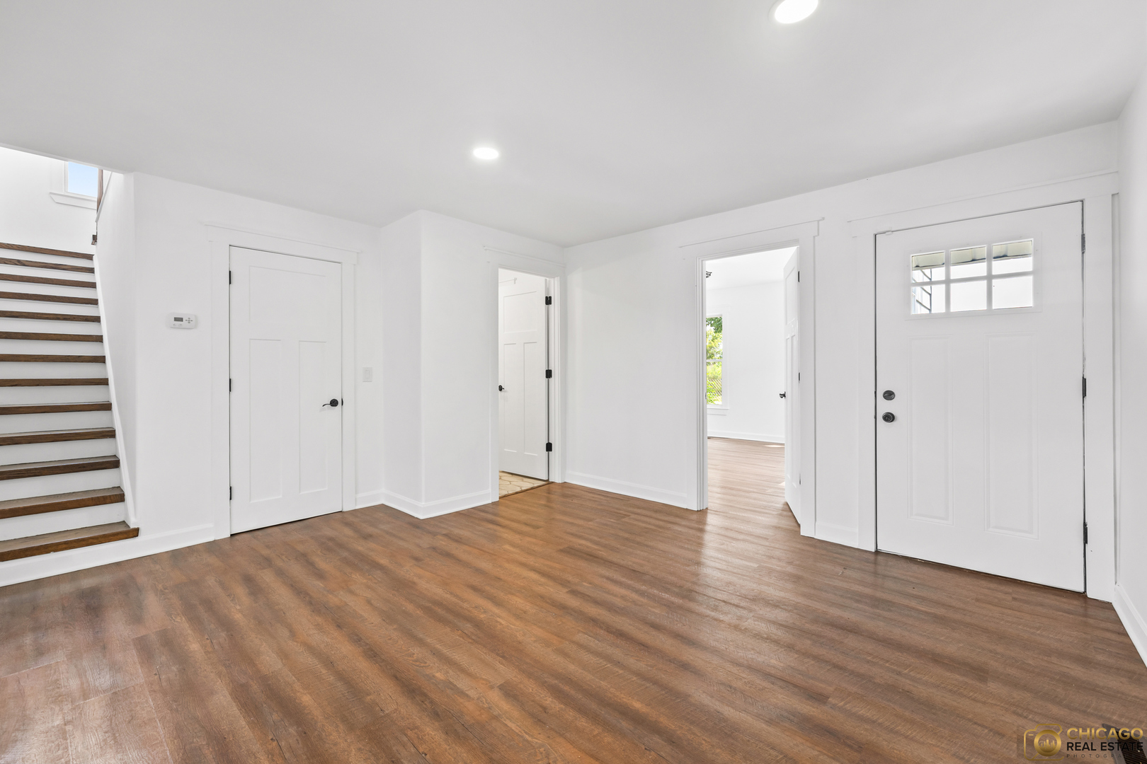 316 Old Sutton Road Barrington, IL 60010 - Photo 5 of 25