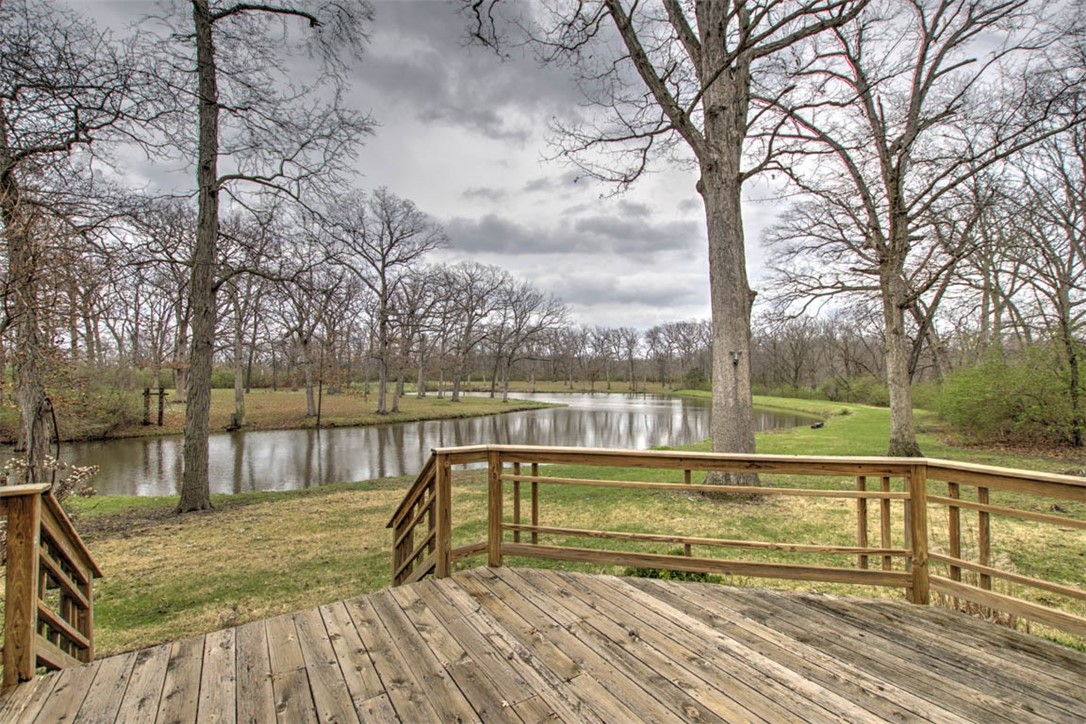 996 Twin Lakes Road Decatur, IL 62522 - Photo 9 of 48 Gallery Image 9