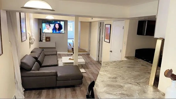 $2,695 | 1624 South Throop Street, Unit G, Chicago, IL 60608