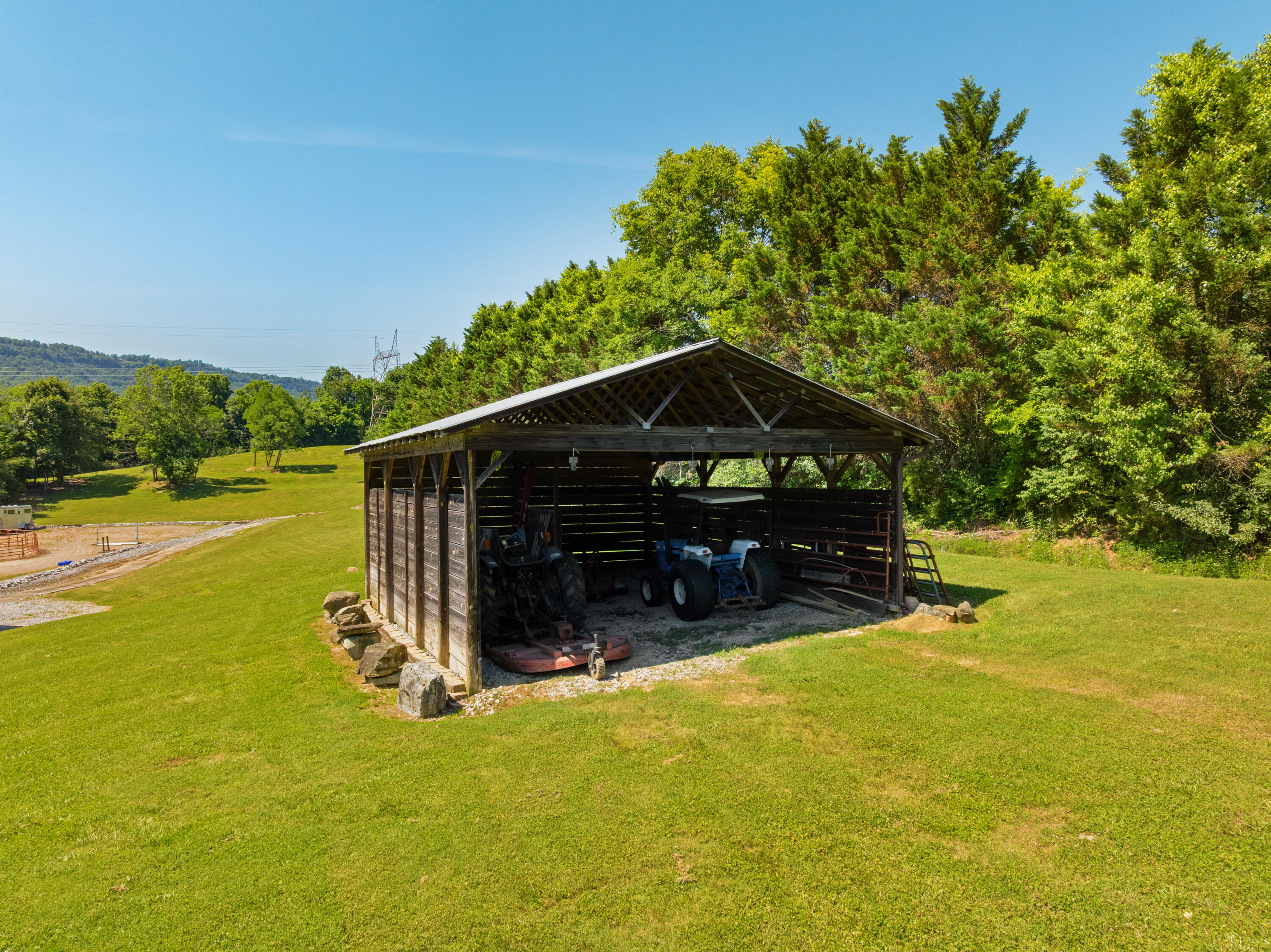 527 Reads Lake Road Chattanooga, TN 37415 - Photo 72 of 100 28 - 527 Reads Lake - Drone