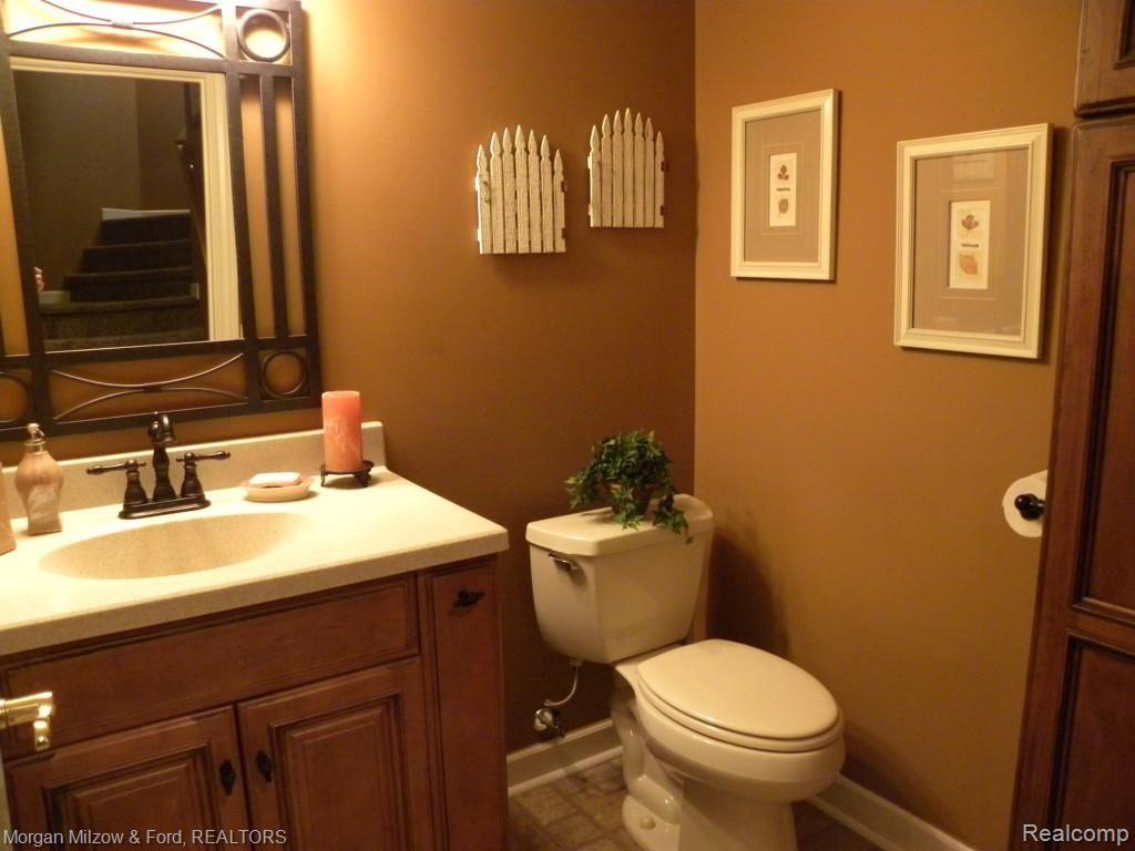 4687 Oakhurst Ridge Road, Unit 232 Clarkston, MI 48348 - Photo 24 of 29 Oakhurst (24).jpg